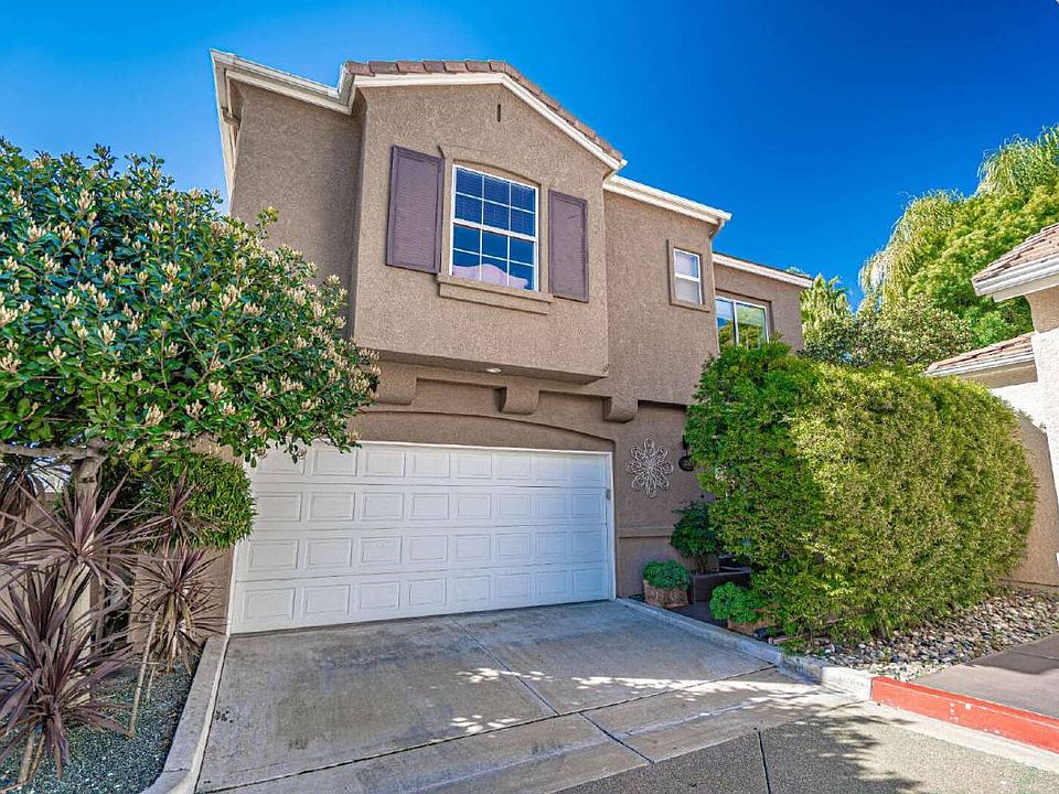 1st image of 27887 Skycrest Cir
