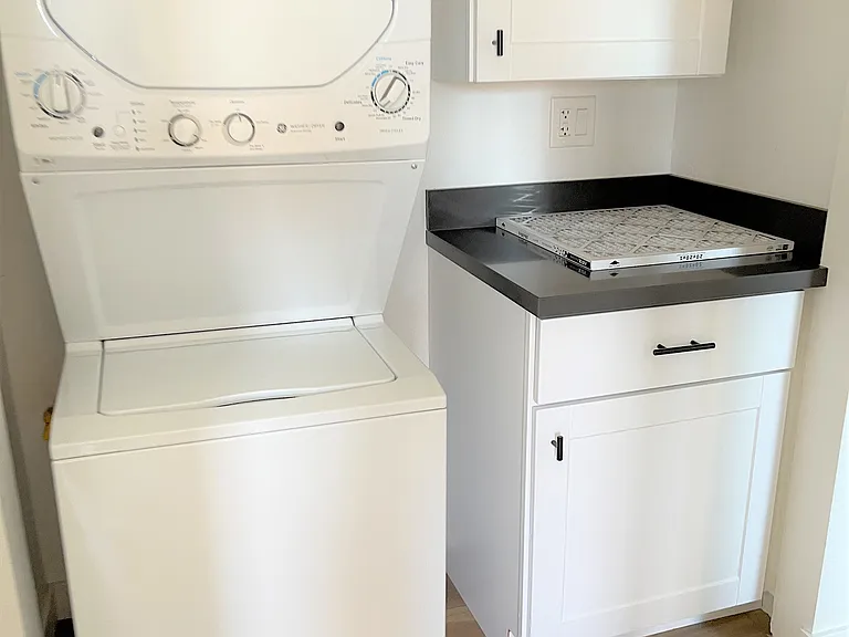 142 N Elm St #12 — Photo 13