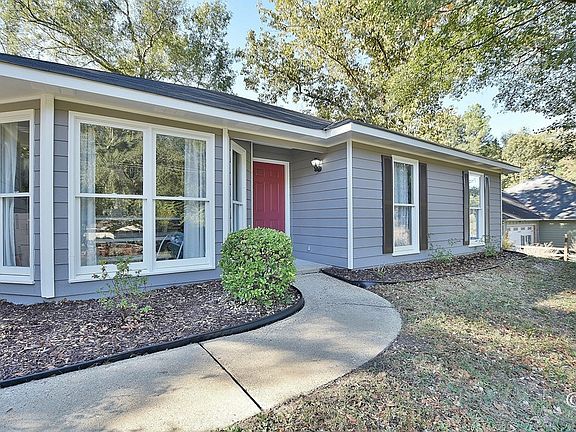3rd image of 109 Lee Road 979