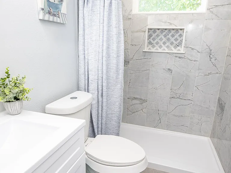 2941 Gossett Dr #B — Photo 16