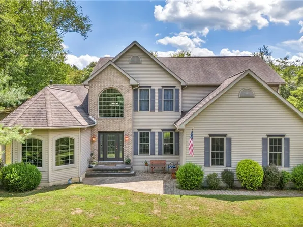 178 Bacon Rd NW, Carrollton, OH 44615