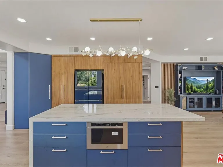 3891 Marks Rd — Photo 16