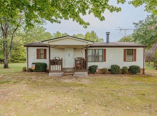 1429 Newnam Rd, Pelham, NC 27311