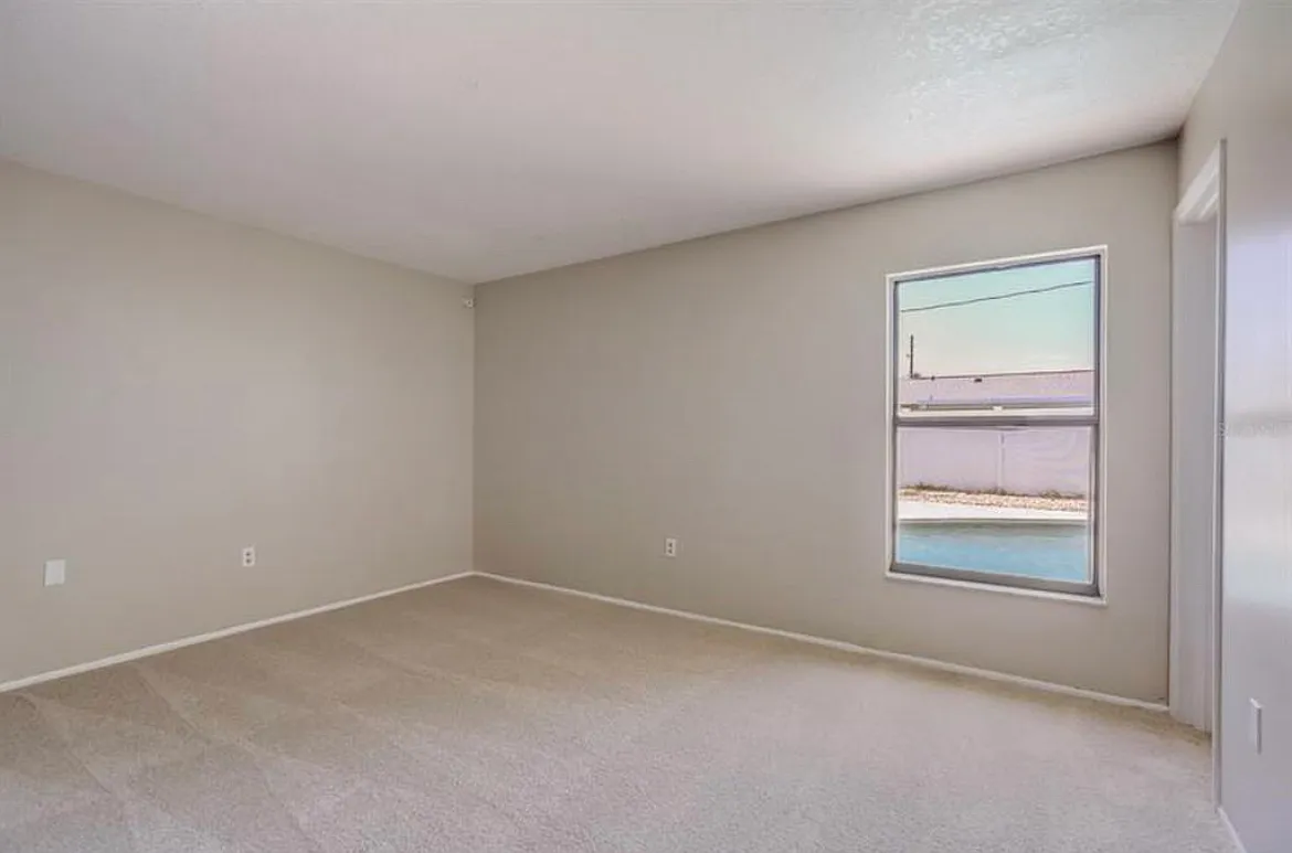 3 bed, 1238 sqft, $3,200 — Photo 4