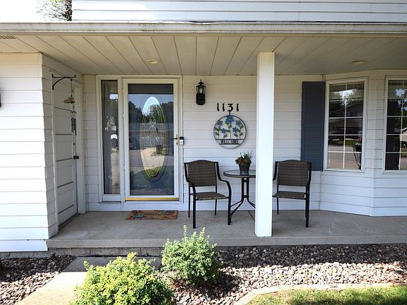 Adorable front porch