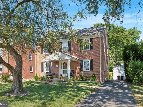 5011 Bond Ave, Drexel Hill, PA 19026