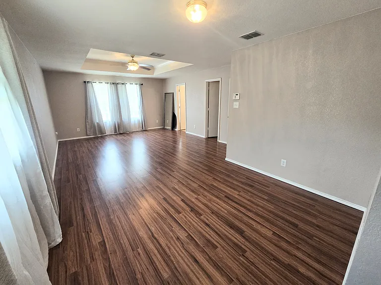 3915 Arrowwood Bnd — Photo 12