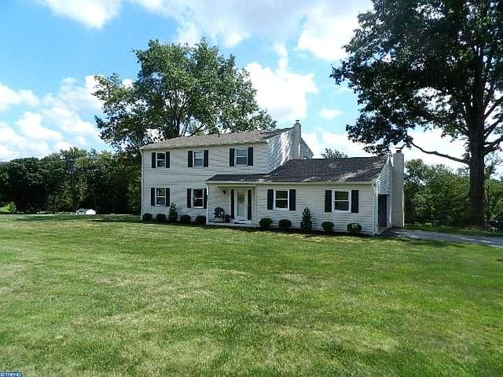 2nd image of 250 Highspire Rd