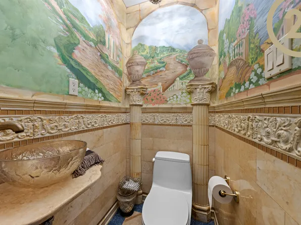 2723 Avenue P image 11 of 28