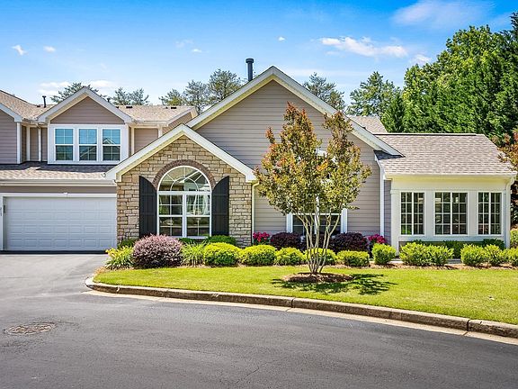 3rd image of 217 Sunset Glory Ln