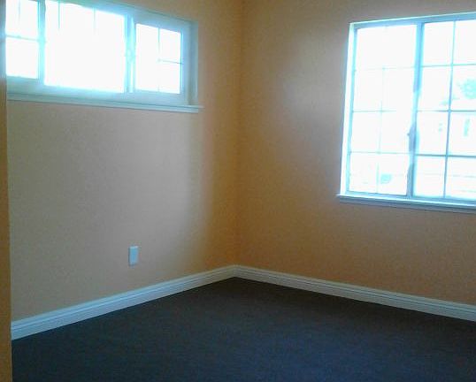 4th image of 16811 E Masline St.