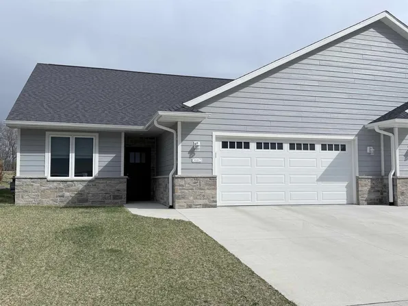 3602 Wagon Wheel Ln, Dubuque, IA 52002