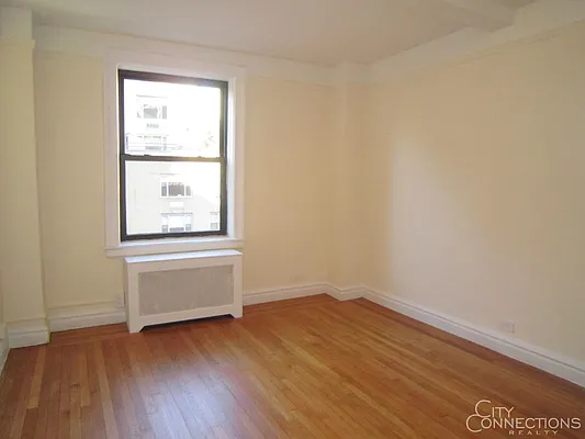 Rented by City Connections Realty | media 25