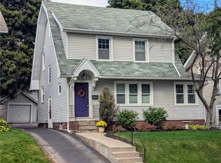 304 Laurelton Rd, Rochester, NY 14609