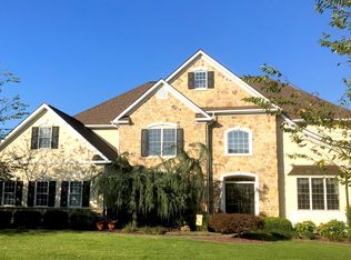 1370 Wicklow Dr, York, PA 17404