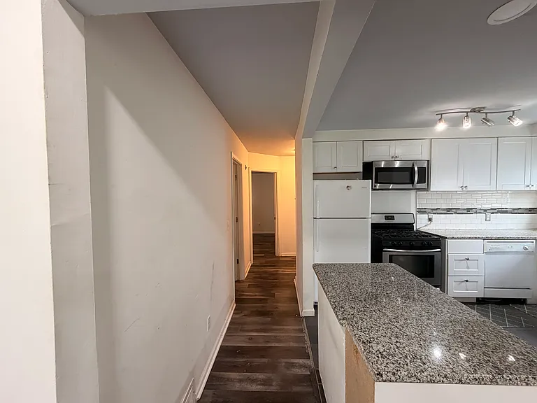28622 Leona St — Photo 10