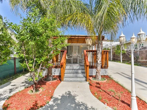 11022 Leolang Ave, Sunland, CA 91040