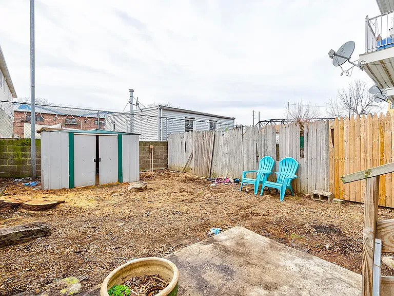 77 Wallis Ave #1F — Photo 11