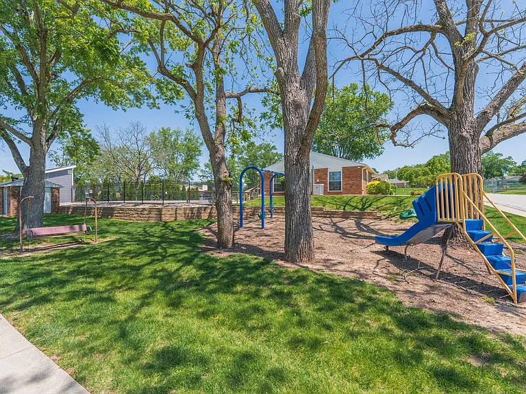 3123 S Eden Dr — Photo 28