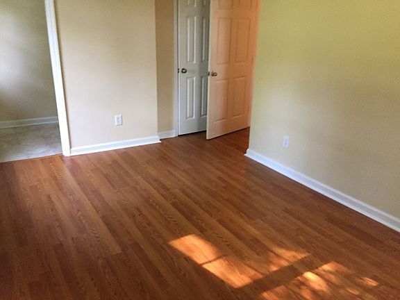 Master Bedroom - large