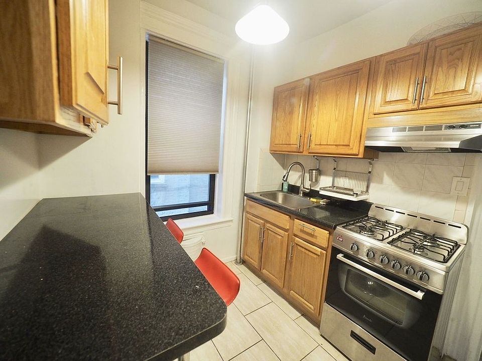 1st image of 3425 37th St APT 2