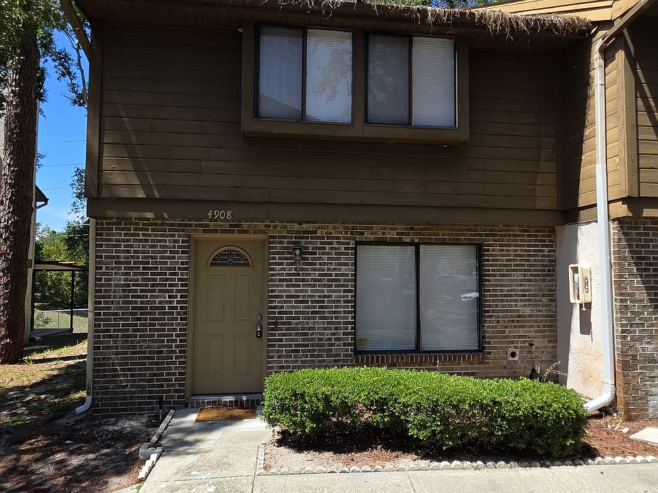 1st image of 4908 Silver Oaks Vlg