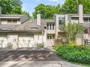 3 Brooke Club Dr APT 2, Ossining, NY 10562