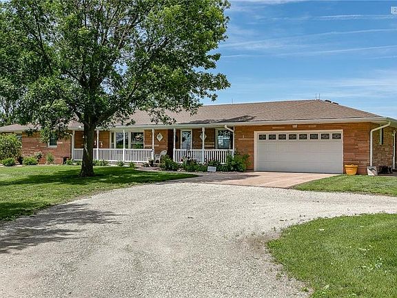 Country estate with 3 bedrooms