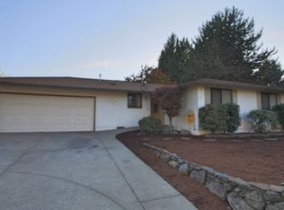 612 Palo Verde Way, Central Pt, OR 97502