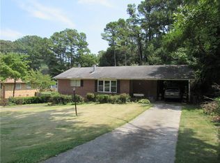 621 Forest Ridge Dr SE, Marietta, GA 30067