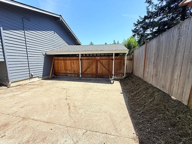 7841 133rd Ave NE — Photo 24