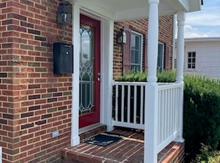101 Garage Dr #B, Middletown, MD 21769