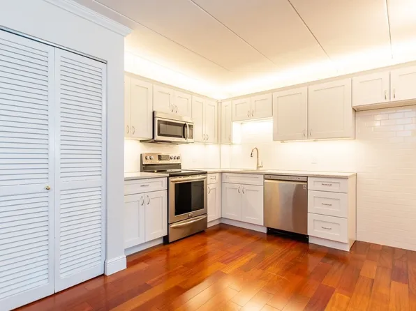 28 Lee St APT 6, Cambridge, MA 02139