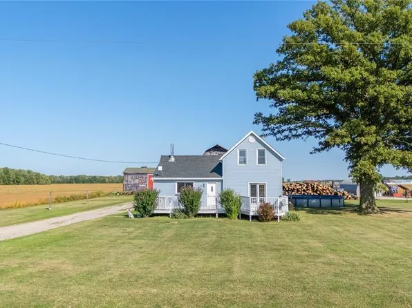 1224 Brigden Rd, Saint Clair, ON N0P 2H0