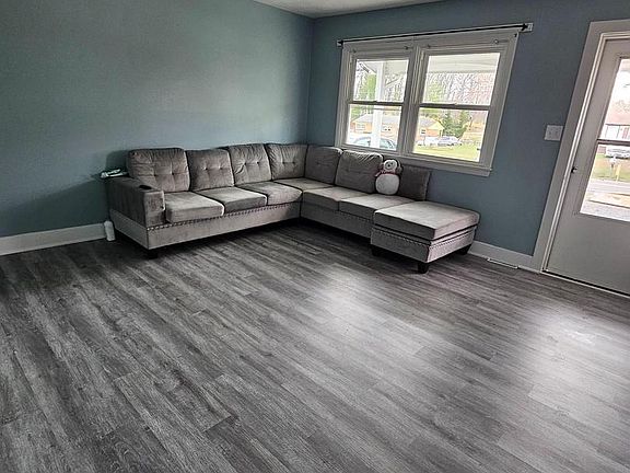 5th image of 2015 Senseny Rd