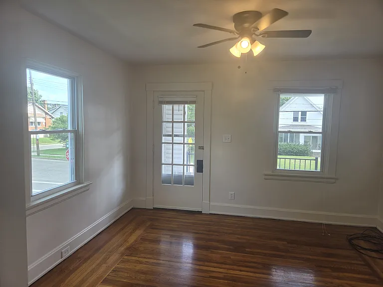 3632 Woodbine Ave #1 — Photo 3