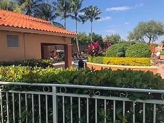 4965 Leeward Ln — Photo 5