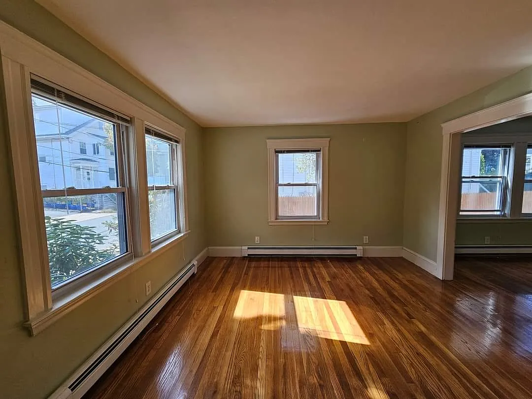 1 bed, 950 sqft, $2,700 — Photo 4