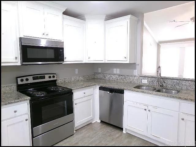 209 Sparrow Rd — Photo 8