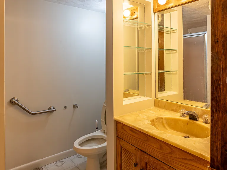16 Westwood Rd — Photo 15
