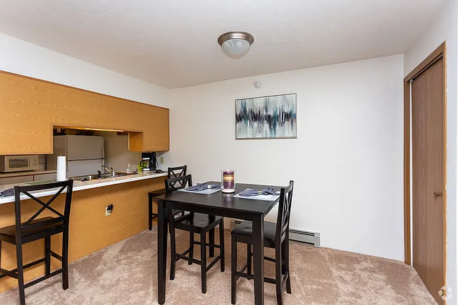 Building Photo - 437 Northcrest Rd #437