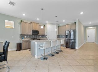 3289 Baravaldo CIR, CAPE CORAL, FL 33909