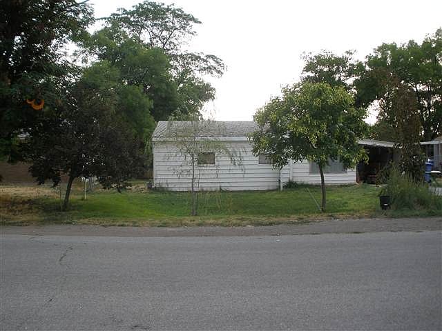 2nd image of 489 Quincy St