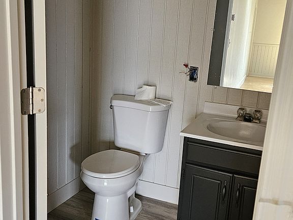 3rd image of 1180 S Cove View Rd #2