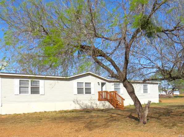 346 Oak Creek Estates, Poteet, TX 78065