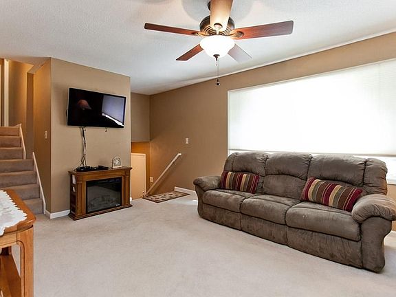 4th image of 930 Westwood Dr NW