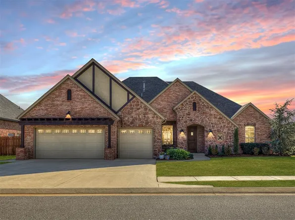 3032 Trailhead Dr, Edmond, OK 73034