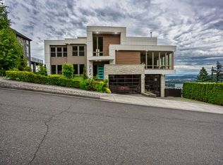 722 NW Valley St, Camas, WA 98607