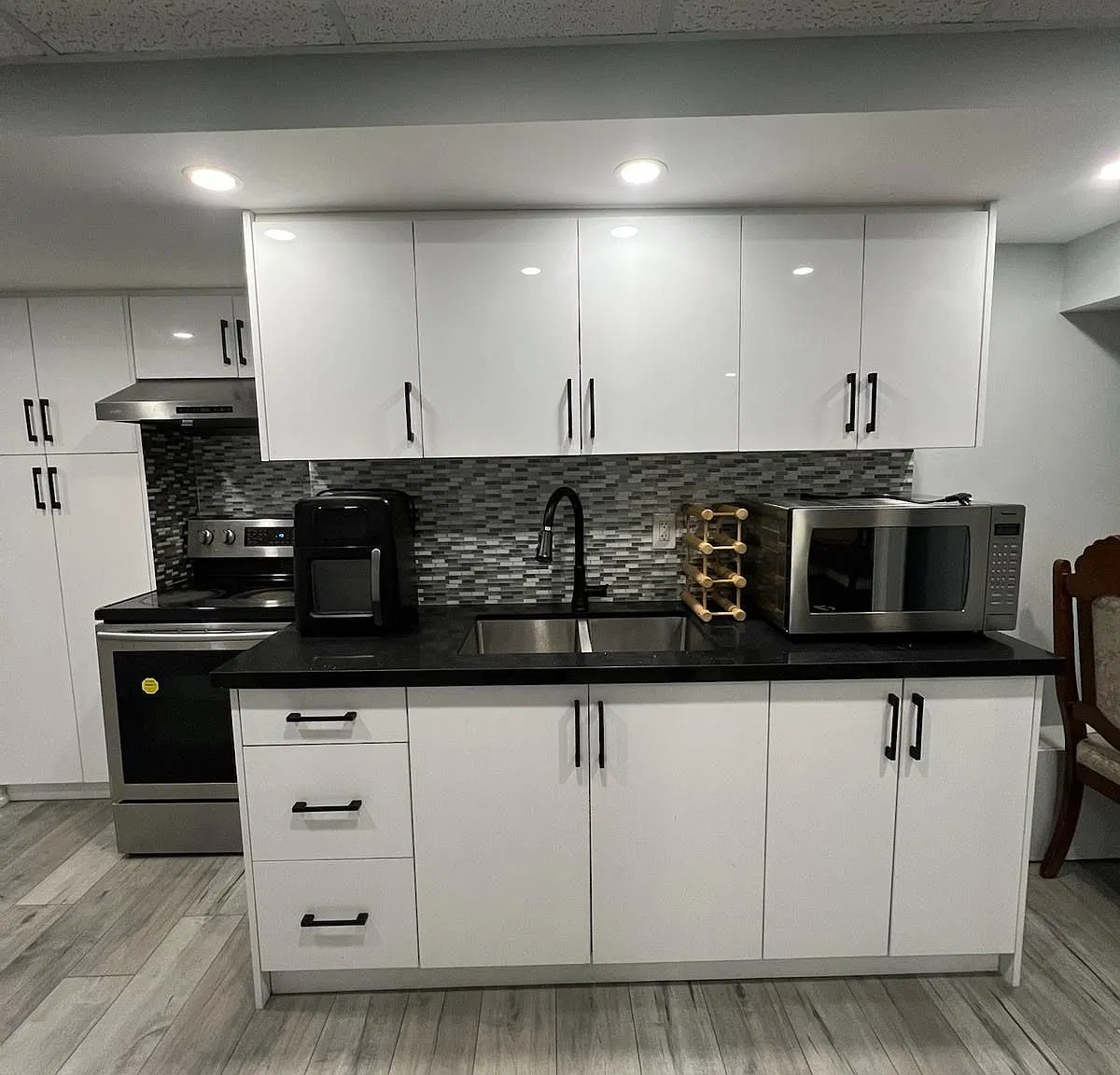 1 bed, $1,400 — Photo 1