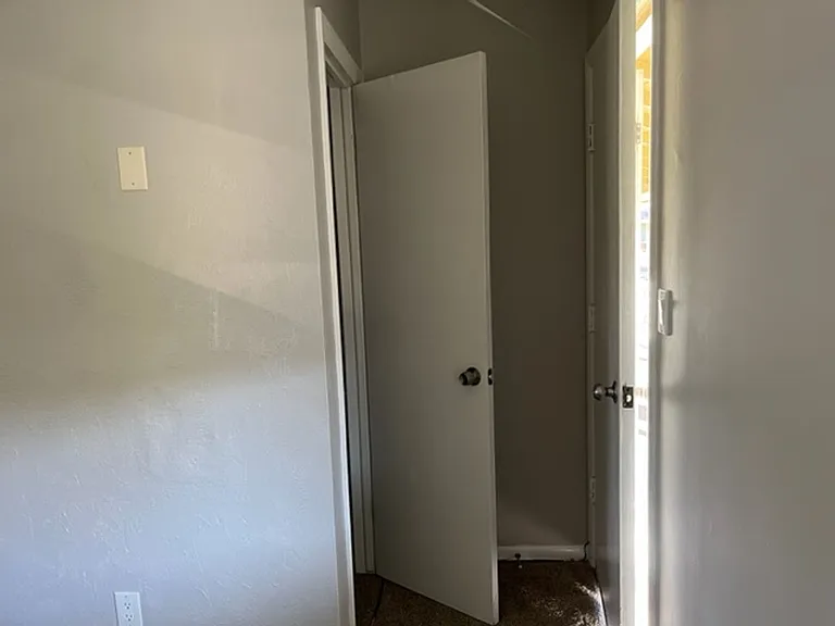 1591 Zener St — Photo 7